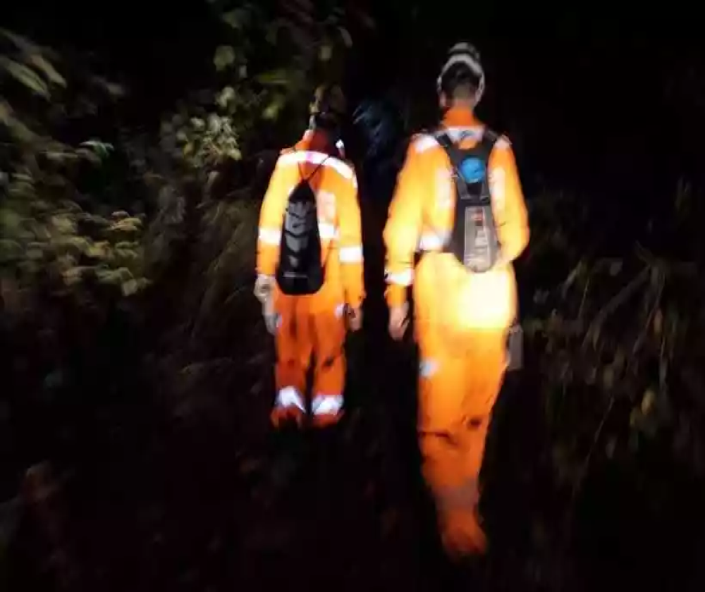 Casal fica perdido em mata de Lagoa Santa e é resgatado pelos bombeiros