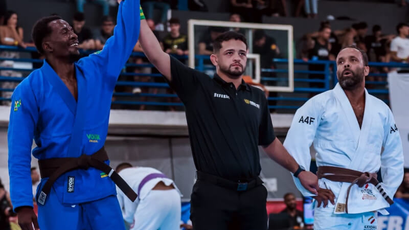 Luziense conquista 1º lugar no internacional de jiu-jitsu
