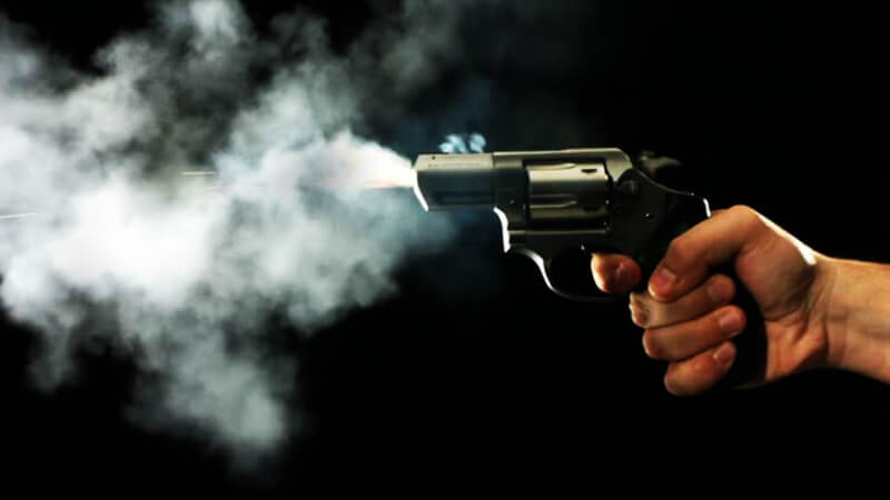 Homem é baleado durante assalto dentro de residência em Lagoa Santa