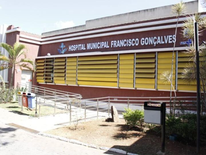 Mistério: suspeitos deixam homem já morto em hospital de Pedro Leopoldo e fogem